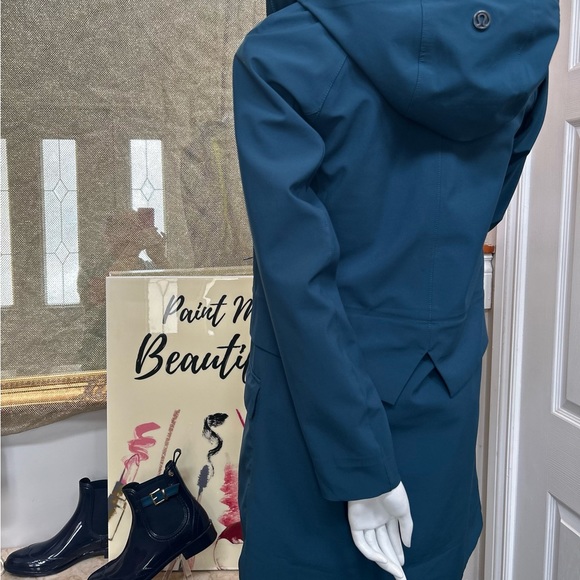 Lululemon!! - Picture 7 of 14